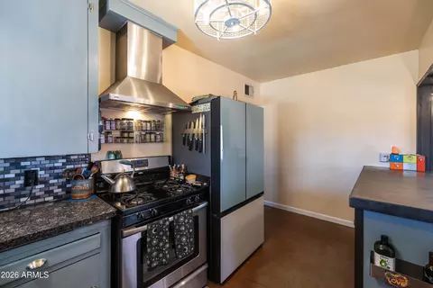Kitchen - 1329 E Hubbell St, Phoenix, AZ 85006 photo 8 of 8