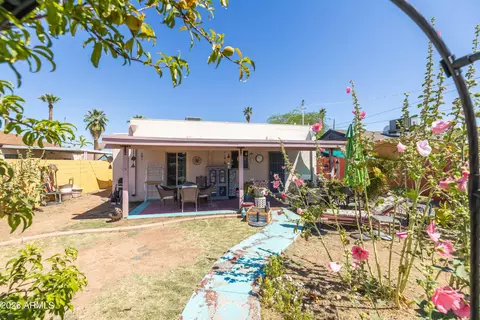 Exterior - 1329 E Hubbell St, Phoenix, AZ 85006 photo 14 of 18