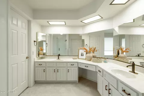 Bath - 1930 E Dawn Dr, Tempe, AZ 85284 photo 1 of 2