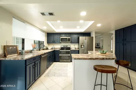Kitchen - 1930 E Dawn Dr, Tempe, AZ 85284 photo 2 of 3