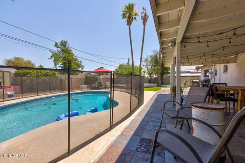 Exterior - 2810 E Cholla St, Phoenix, AZ 85028 photo 3 of 9