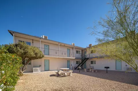 5623 W Myrtle Ave, Glendale, AZ 85301