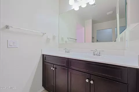 Bath - 29933 W Whitton Ave, Buckeye, AZ 85396 photo 3 of 4