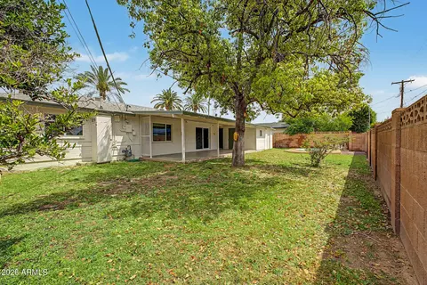 Exterior - 3409 E Indianola Ave, Phoenix, AZ 85018 photo 10 of 15
