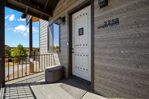 Exterior - 2258 Big Bear Cir, Overgaard, AZ 85933 photo 8 of 14