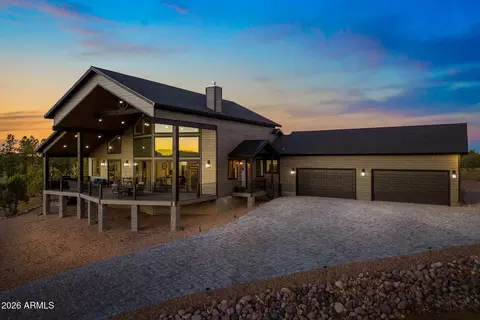 Exterior - 2258 Big Bear Cir, Overgaard, AZ 85933 photo 2 of 14
