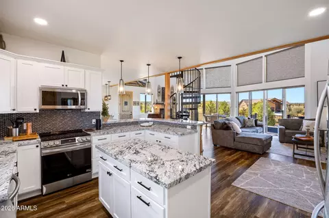 Kitchen - 2258 Big Bear Cir, Overgaard, AZ 85933 photo 3 of 3