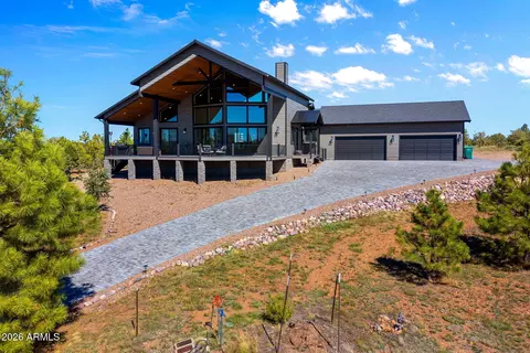 Exterior - 2258 Big Bear Cir, Overgaard, AZ 85933 photo 7 of 14