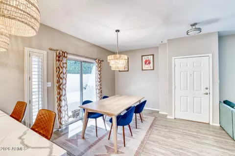 Dining - 5011 E Hazel Dr #3, Phoenix, AZ 85044 photo 1 of 1
