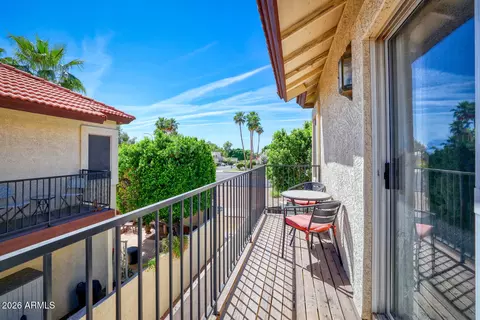 Exterior - 5011 E Hazel Dr #3, Phoenix, AZ 85044 photo 4 of 5