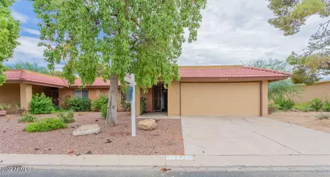12003 S Tonopah Dr, Phoenix, AZ 85044