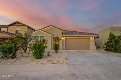 4314 W Sebastian Ln, San Tan Valley, AZ 85142