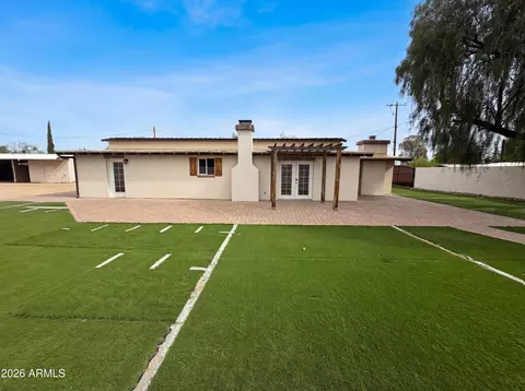 2722 E Nisbet Rd, Phoenix, AZ 85032