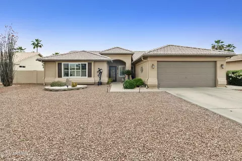 26621 S Sageberry Dr, Sun Lakes, AZ 85248