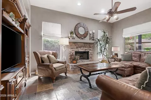 2107 E Beautiful Ln, Phoenix, AZ 85042 photo 10