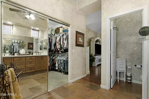 2107 E Beautiful Ln, Phoenix, AZ 85042 photo 23