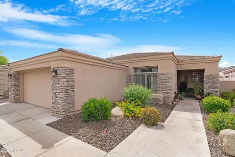 2107 E Beautiful Ln, Phoenix, AZ 85042 photo 3