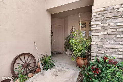 2107 E Beautiful Ln, Phoenix, AZ 85042 photo 4