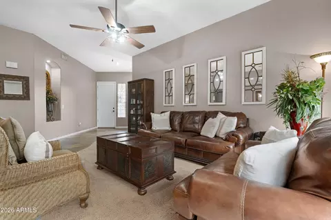 2107 E Beautiful Ln, Phoenix, AZ 85042 photo 8