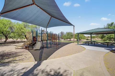 View/Area - 1151 E Shannon St, Gilbert, AZ 85295 photo 2 of 3