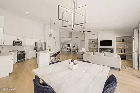 Dining - 1151 E Shannon St, Gilbert, AZ 85295 photo 4 of 4