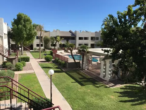 3301 Earll Dr #219, Phoenix, AZ 85018