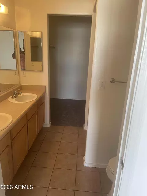 3301 Earll Dr #219, Phoenix, AZ 85018 photo 8