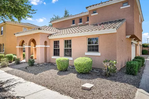 Exterior - 3139 E Harrison St, Gilbert, AZ 85295 photo 2 of 6