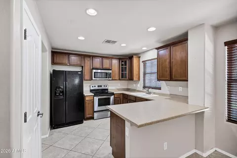 Kitchen - 3139 E Harrison St, Gilbert, AZ 85295 photo 1 of 3