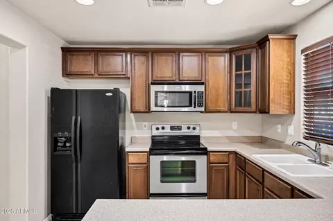 Kitchen - 3139 E Harrison St, Gilbert, AZ 85295 photo 2 of 3