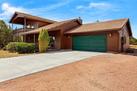 2788 Chandelle Ln, Overgaard, AZ 85933