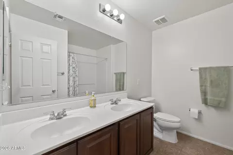 Bath - 4132 E Devon Dr, Gilbert, AZ 85296 photo 2 of 4