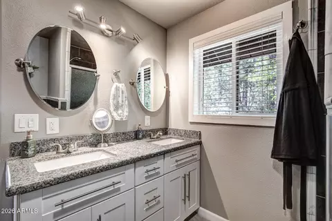 Bath - 6456 W Kenny Cir, Pine, AZ 85544 photo 3 of 6