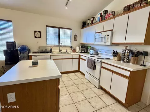 Kitchen - 2111 E Williams Dr, Phoenix, AZ 85024 photo 3 of 3