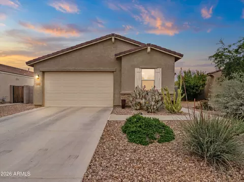 528 W Magena Dr, San Tan Valley, AZ 85140