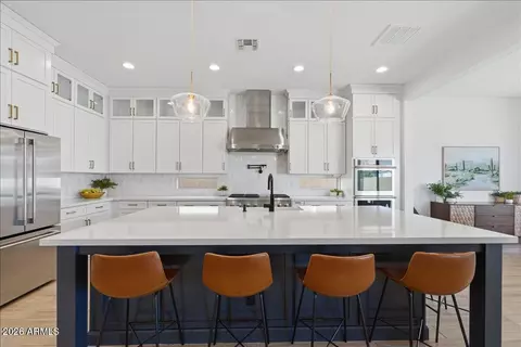 Kitchen - 10652 E Tarragon Ave, Mesa, AZ 85212 photo 4 of 5