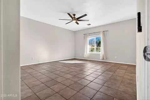 Living - 4759 E Hereford Rd, Hereford, AZ 85615 photo 3 of 5