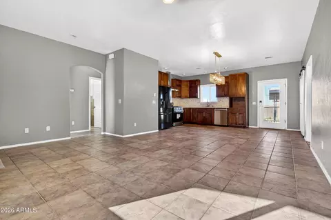 Living - 4759 E Hereford Rd, Hereford, AZ 85615 photo 2 of 5