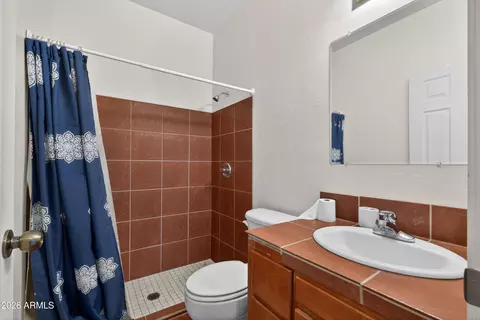Bath - 4759 E Hereford Rd, Hereford, AZ 85615 photo 5 of 5