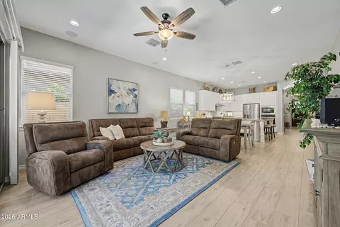 Living - 3560 E Appaloosa Rd, Gilbert, AZ 85296 photo 3 of 4