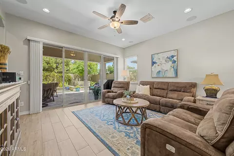 Living - 3560 E Appaloosa Rd, Gilbert, AZ 85296 photo 2 of 4