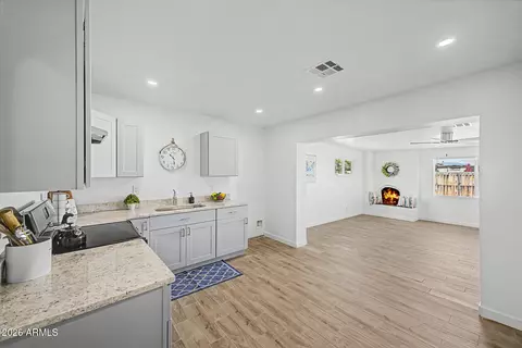 Kitchen - 8221 N 29th Dr, Phoenix, AZ 85051 photo 4 of 4
