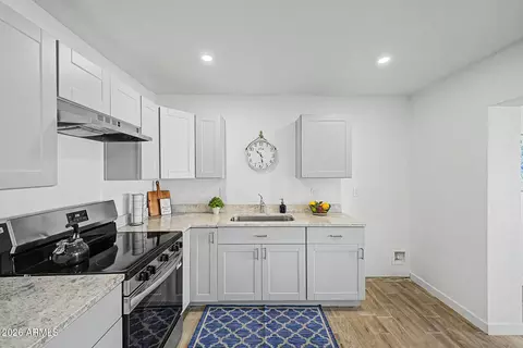 Kitchen - 8221 N 29th Dr, Phoenix, AZ 85051 photo 1 of 4