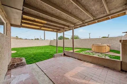 Exterior - 8221 N 29th Dr, Phoenix, AZ 85051 photo 4 of 7