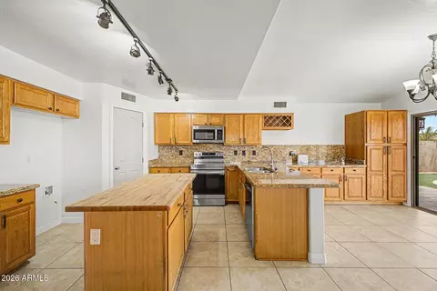 Kitchen - 459 W Princeton Ave, Gilbert, AZ 85233 photo 4 of 9