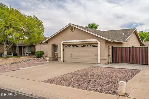 5625 W Sunnyside Dr, Glendale, AZ 85304