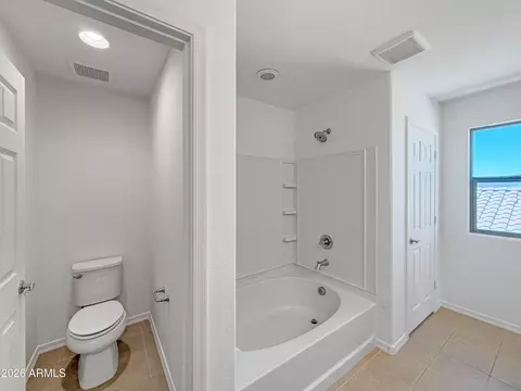 Bath - 3215 W Pollack St, Phoenix, AZ 85041 photo 3 of 5