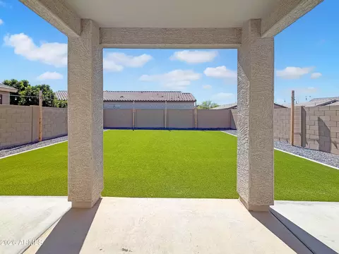 Exterior - 3215 W Pollack St, Phoenix, AZ 85041 photo 3 of 3