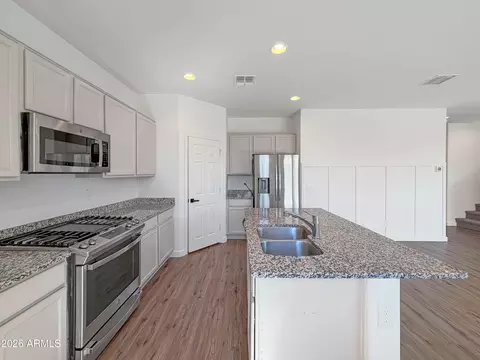 Kitchen - 3215 W Pollack St, Phoenix, AZ 85041 photo 1 of 2