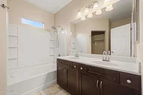 Bath - 1920 E Bell Rd #1173, Phoenix, AZ 85022 photo 2 of 3